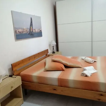 Via Xxx Gennaio Apartment *